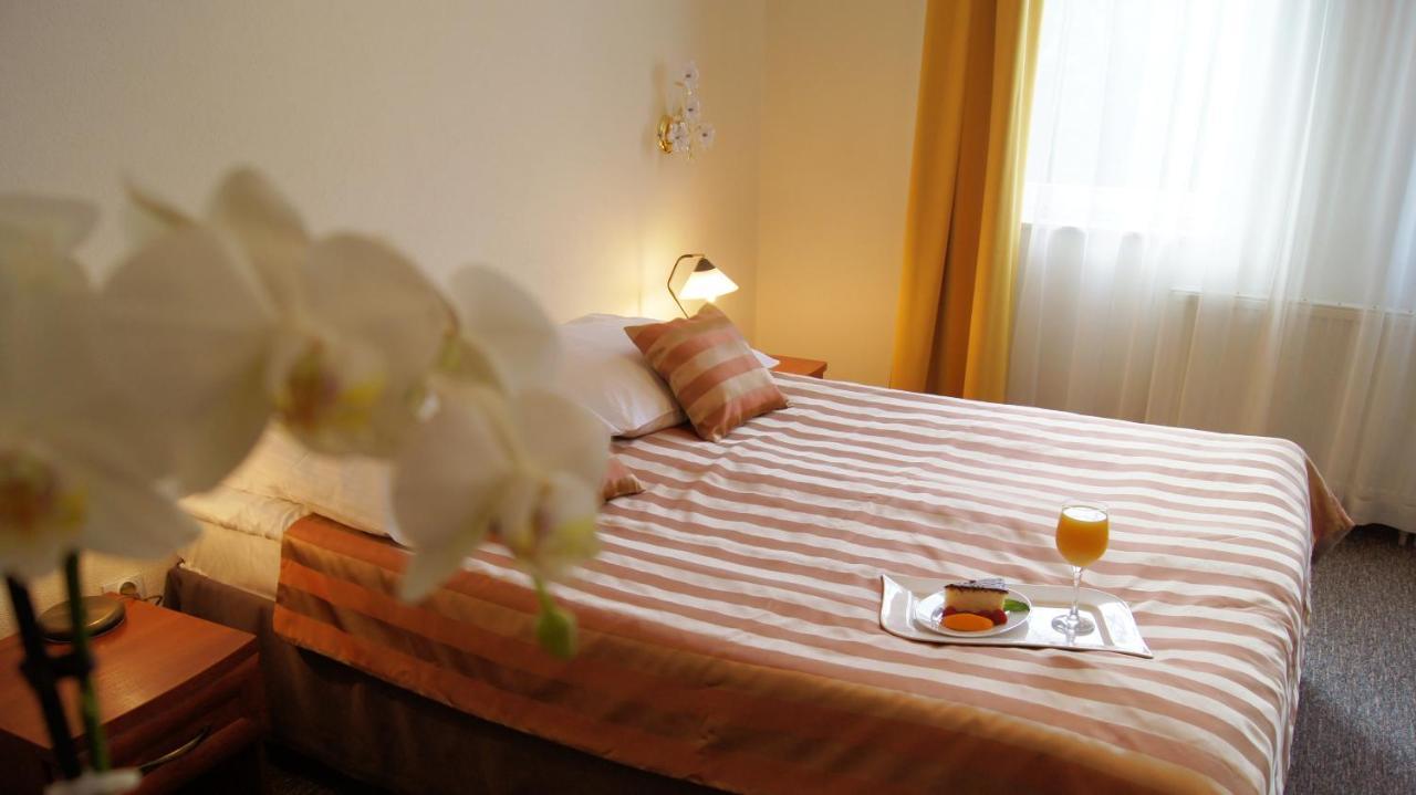 Salis Resort Величка Екстер'єр фото